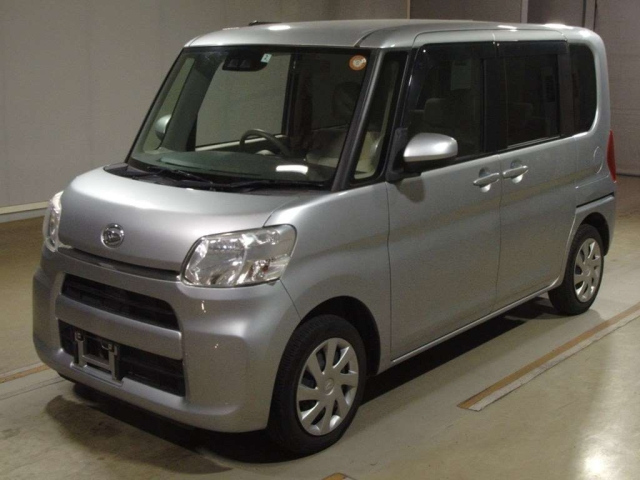 DAIHATSU TANTO 2018