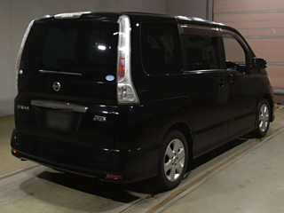 NISSAN SERENA 2010
