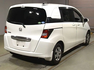 HONDA FREED 2012