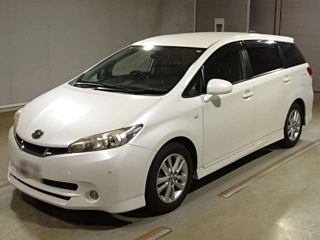 TOYOTA WISH 2011