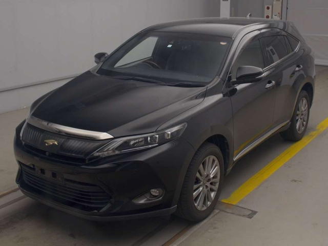 TOYOTA HARRIER 2017