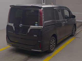 TOYOTA ESQUIRE 2019