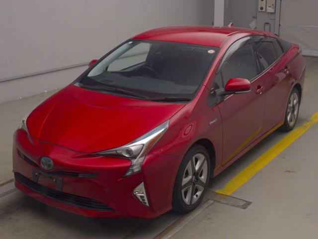 TOYOTA PRIUS 2016