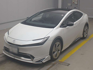 Заказать TOYOTA PRIUS PHV