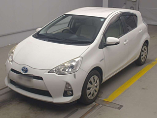 TOYOTA AQUA 2014