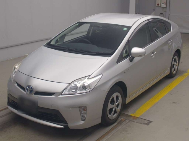 TOYOTA PRIUS 2015