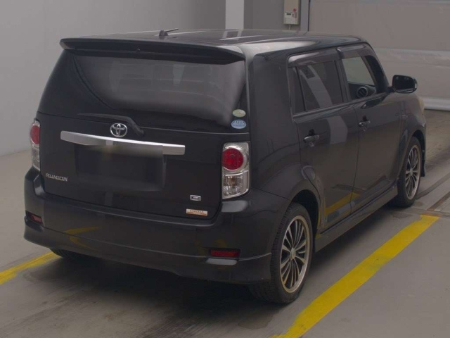 TOYOTA COROLLA RUMION 2012
