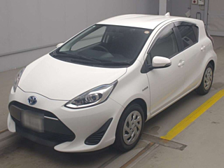 TOYOTA AQUA 2018