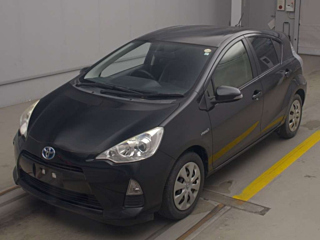 TOYOTA AQUA 2013