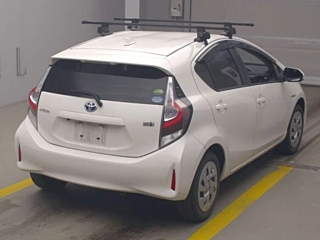 TOYOTA AQUA 2020