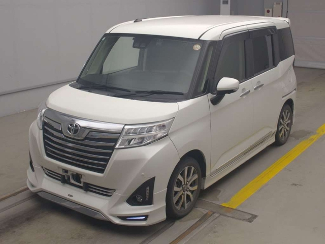 TOYOTA ROOMY 2020