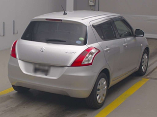 SUZUKI SWIFT 2012