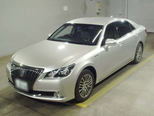 TOYOTA CROWN 2015