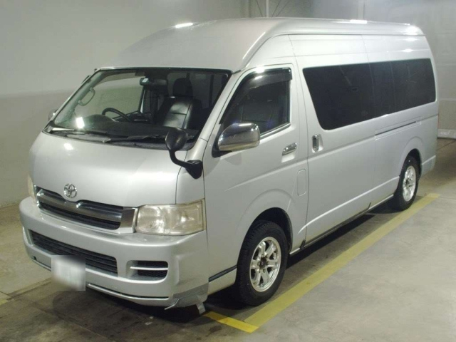 TOYOTA SPADE 2015