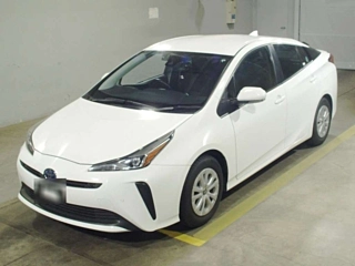 TOYOTA PRIUS 2021