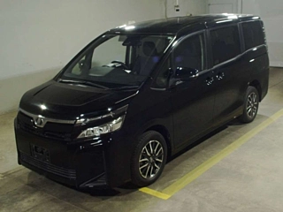 TOYOTA VOXY 2020