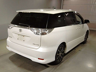 TOYOTA ESTIMA 2012