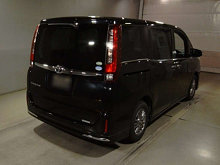 TOYOTA ESQUIRE 2014
