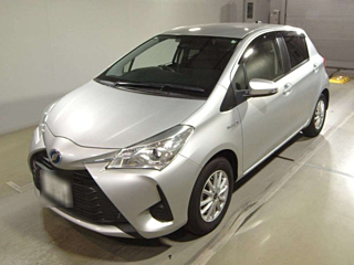 TOYOTA VITZ 2018