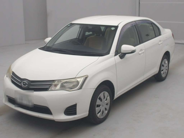 TOYOTA COROLLA AXIO 2013
