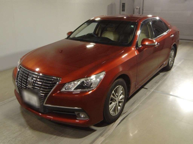 TOYOTA CROWN 2013