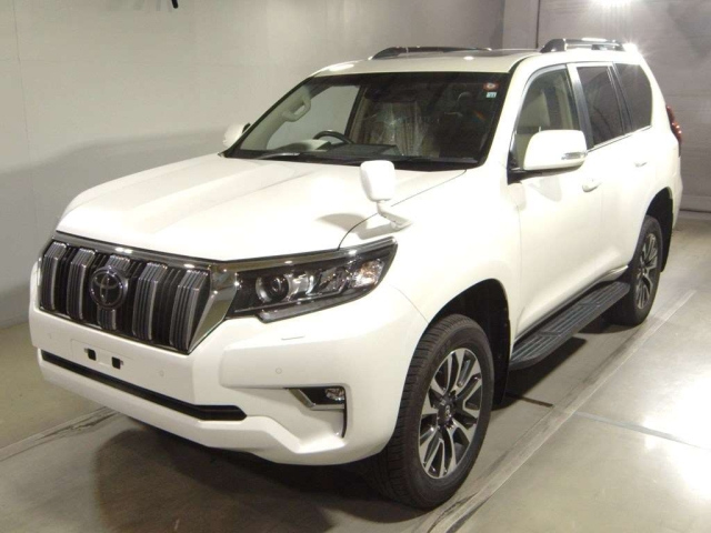 TOYOTA LAND CRUISER PRADO 2022