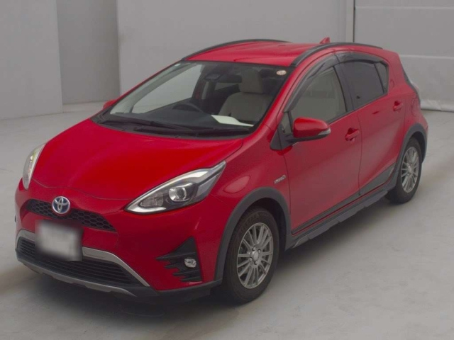 TOYOTA AQUA 2018