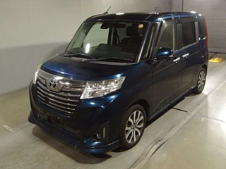 TOYOTA ROOMY 2017