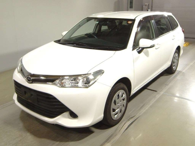 TOYOTA COROLLA FIELDER 2017