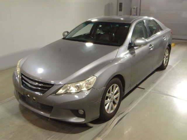 TOYOTA MARK X 2010