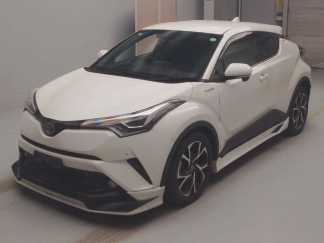 TOYOTA C-HR 2017