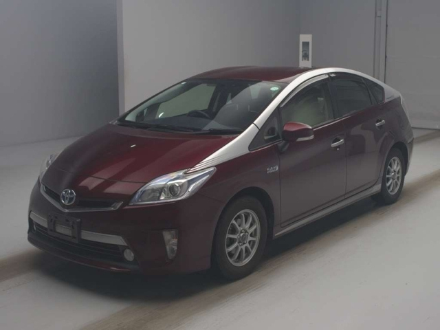 TOYOTA PRIUS PHV 2014