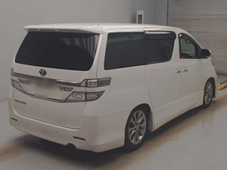 TOYOTA VELLFIRE 2014