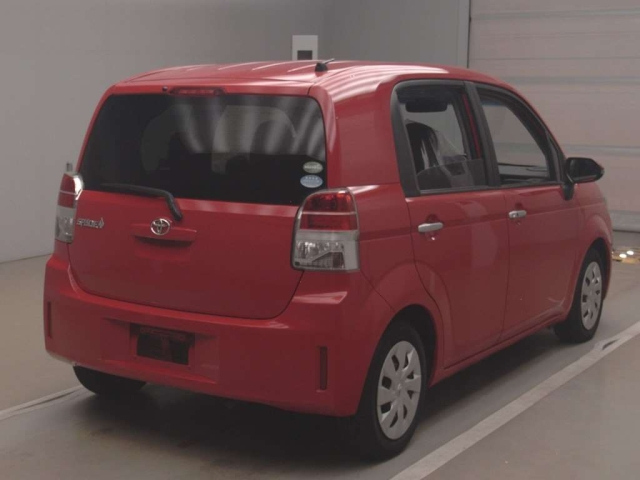 TOYOTA SPADE 2016
