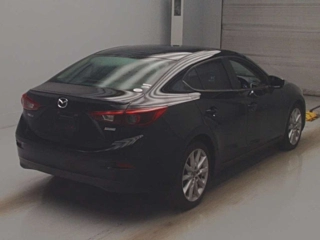 MAZDA AXELA 2017