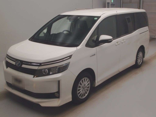 TOYOTA VOXY 2016