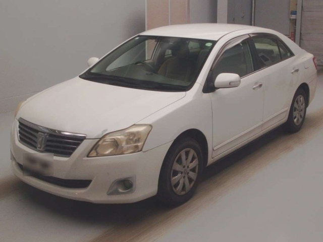TOYOTA PREMIO 2011