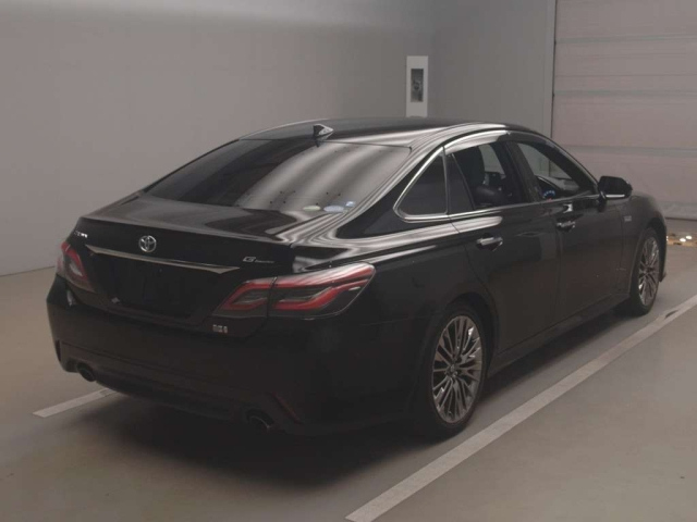 TOYOTA CROWN 2019