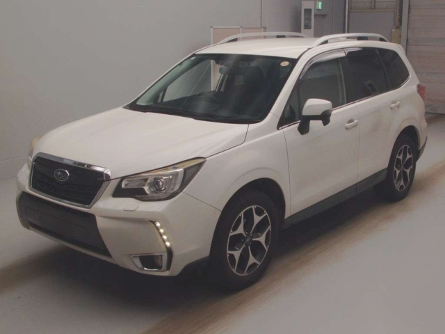 SUBARU FORESTER 2016