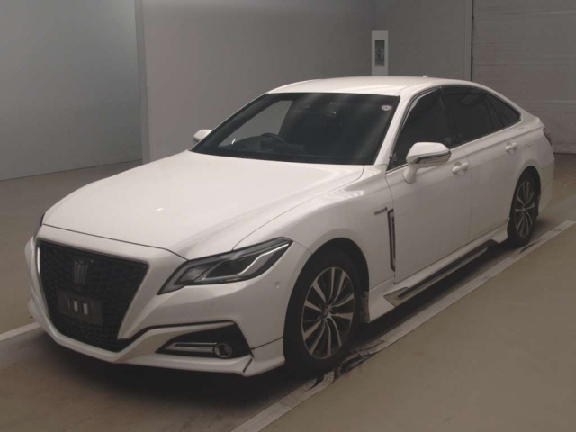 TOYOTA CROWN 2020