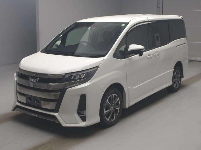 TOYOTA NOAH 2021