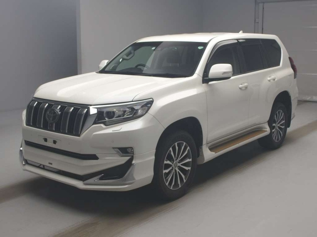 TOYOTA LAND CRUISER PRADO 2018