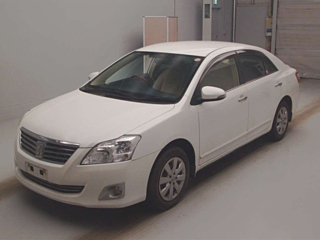 TOYOTA PREMIO 2014