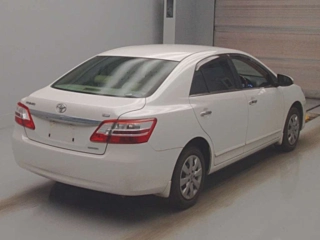 TOYOTA PREMIO 2014