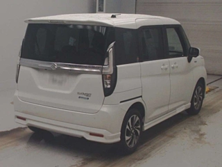 TOYOTA NOAH 2021