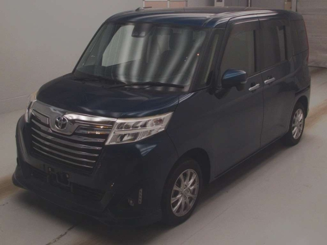 TOYOTA ROOMY 2020