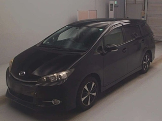 TOYOTA WISH 2013