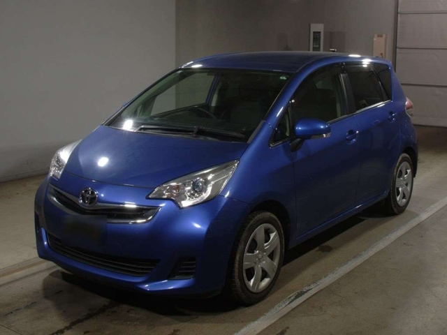 TOYOTA RACTIS 2015