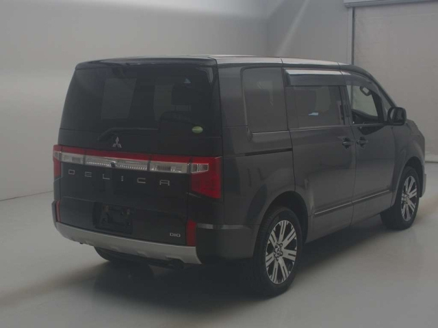 MITSUBISHI DELICA D5 2019