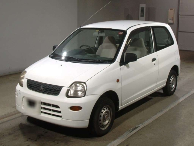 MITSUBISHI MINICA 2011